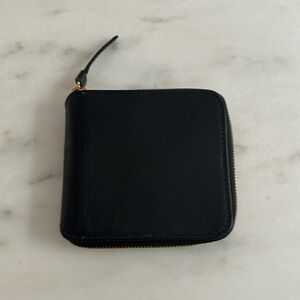 Clare V. wallet excellent condition